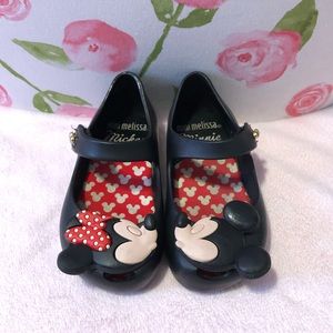 Mini Melissa- Mickey & Minnie size 6